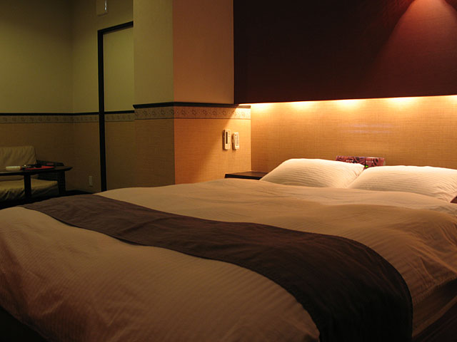 Room104