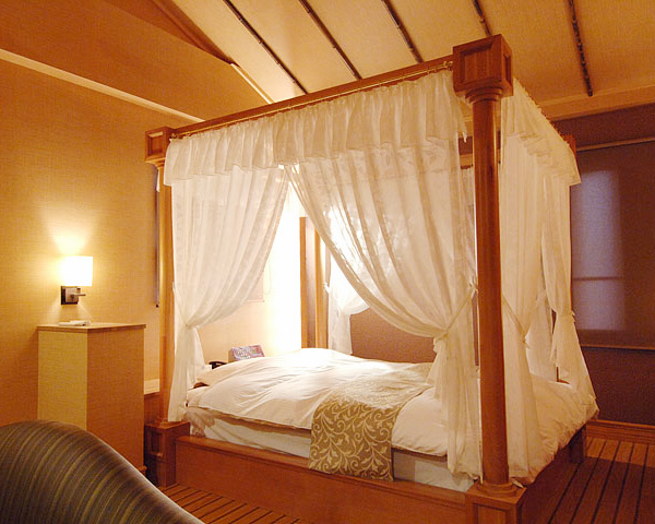 天蓋ベットルーム