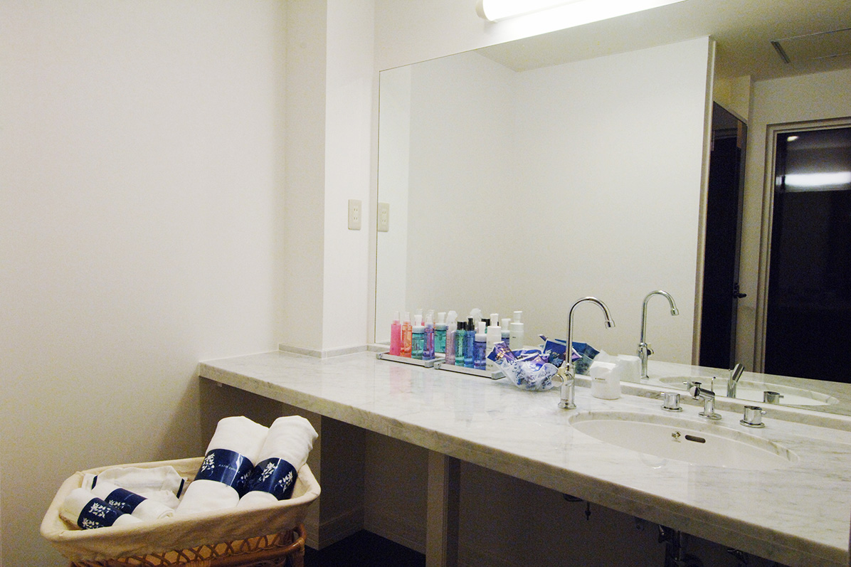 Room 101-103/105-107